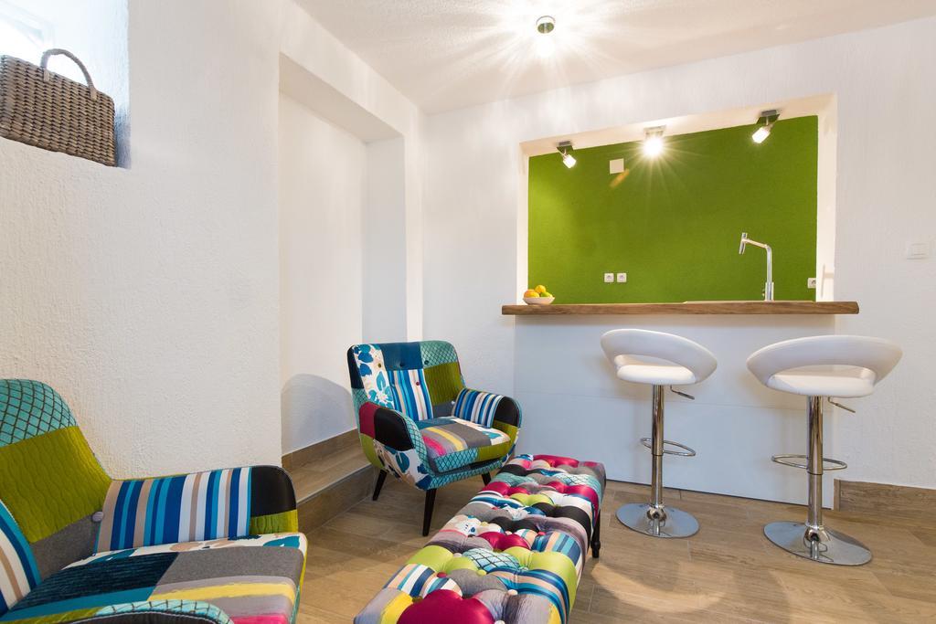 Yvonne Appartement Krk Town Buitenkant foto